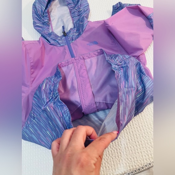 🩷✨NWOT‎ THE NORTH FACE GIRLS RAIN JACKET✨🩷 - Picture 9 of 9